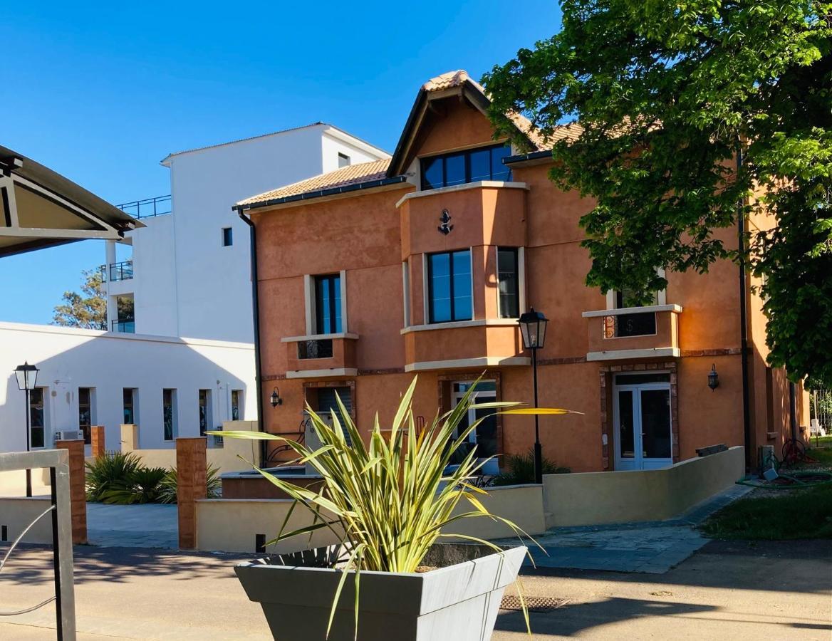 Hotel La Demeure Coloniale 莫里亚尼海滩 外观 照片